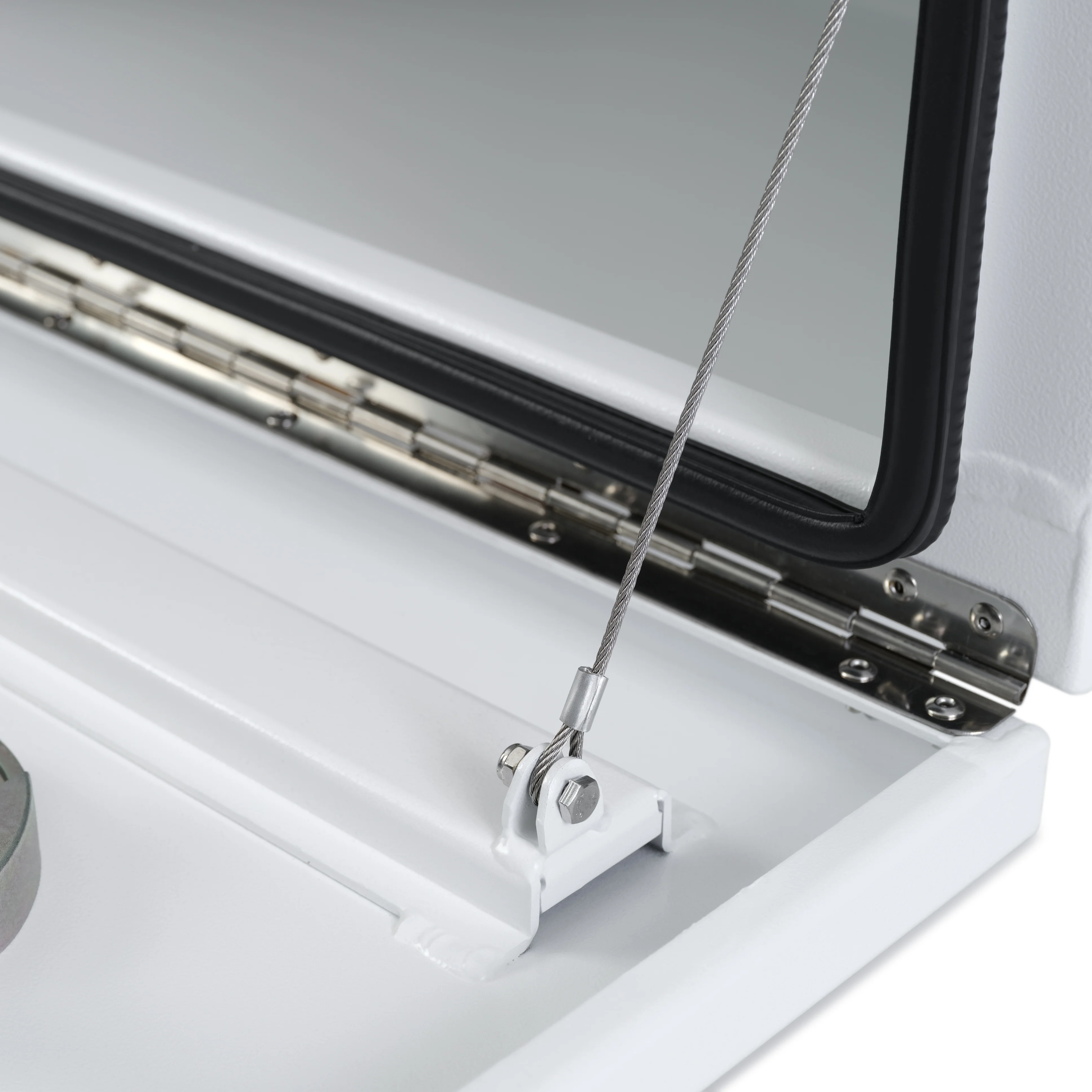 1200mm Truck Under Tray Toolbox - White - Image 5