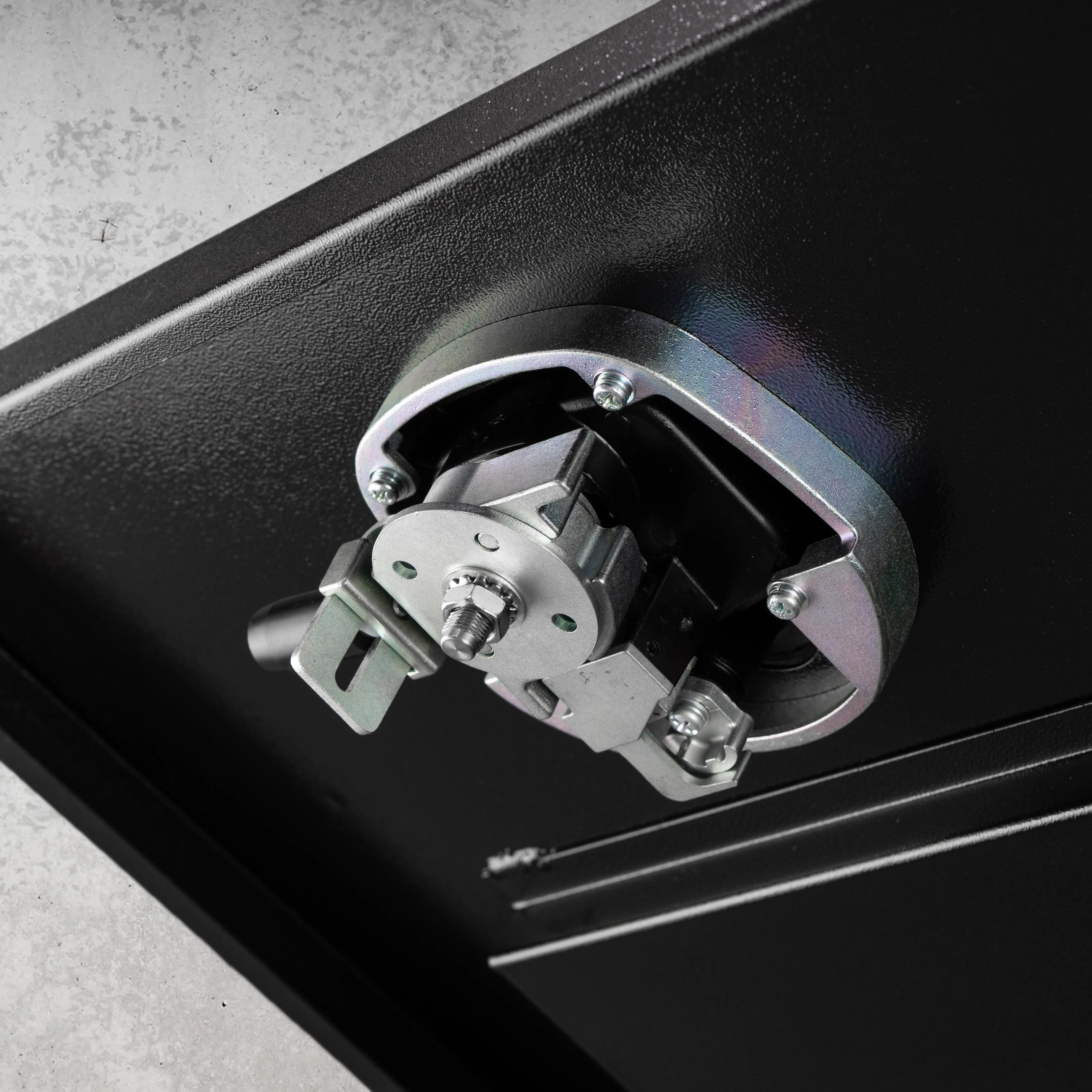 1500mm Steel Empty Toolbox - Black - Image 10