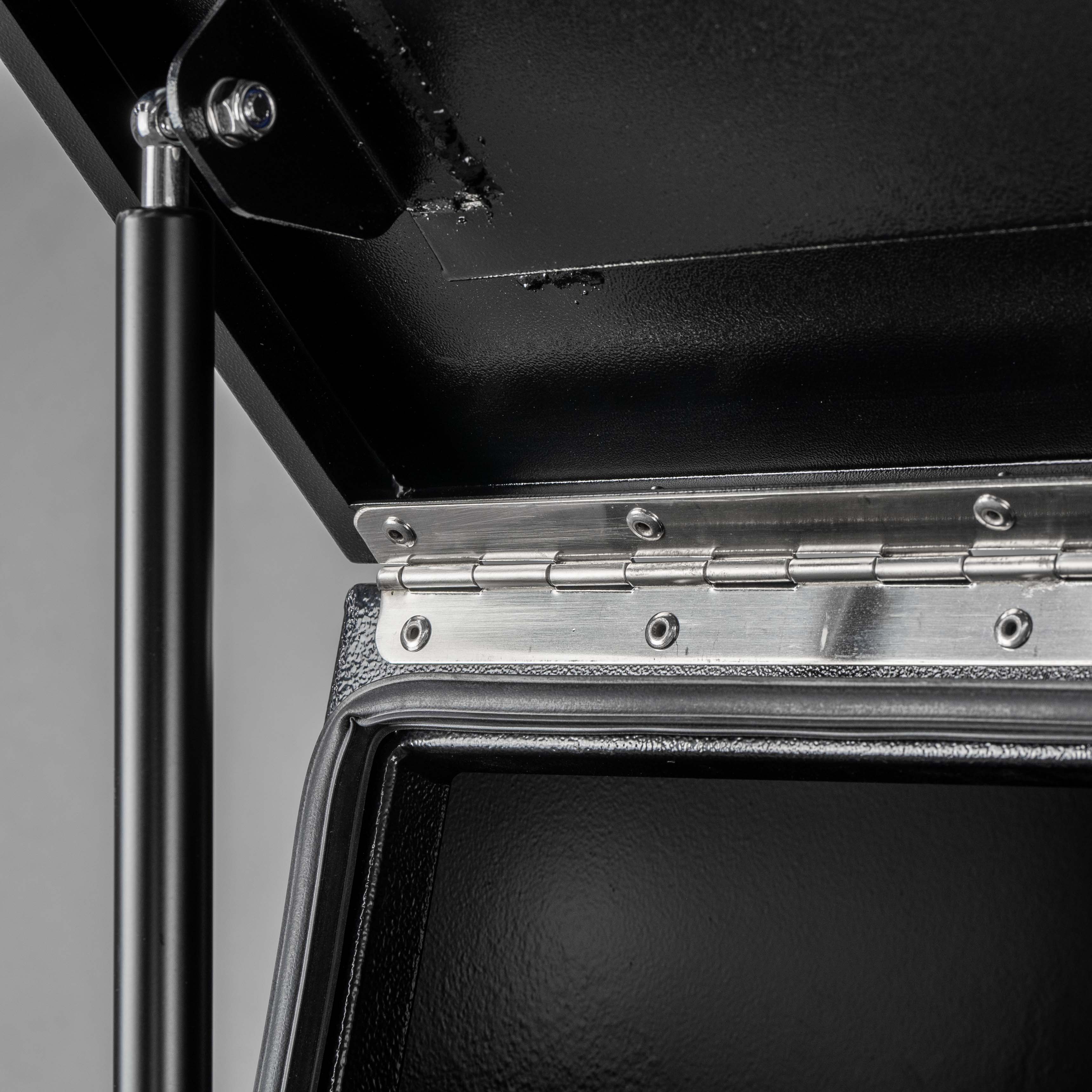 1500mm Steel Empty Toolbox - Black - Image 7