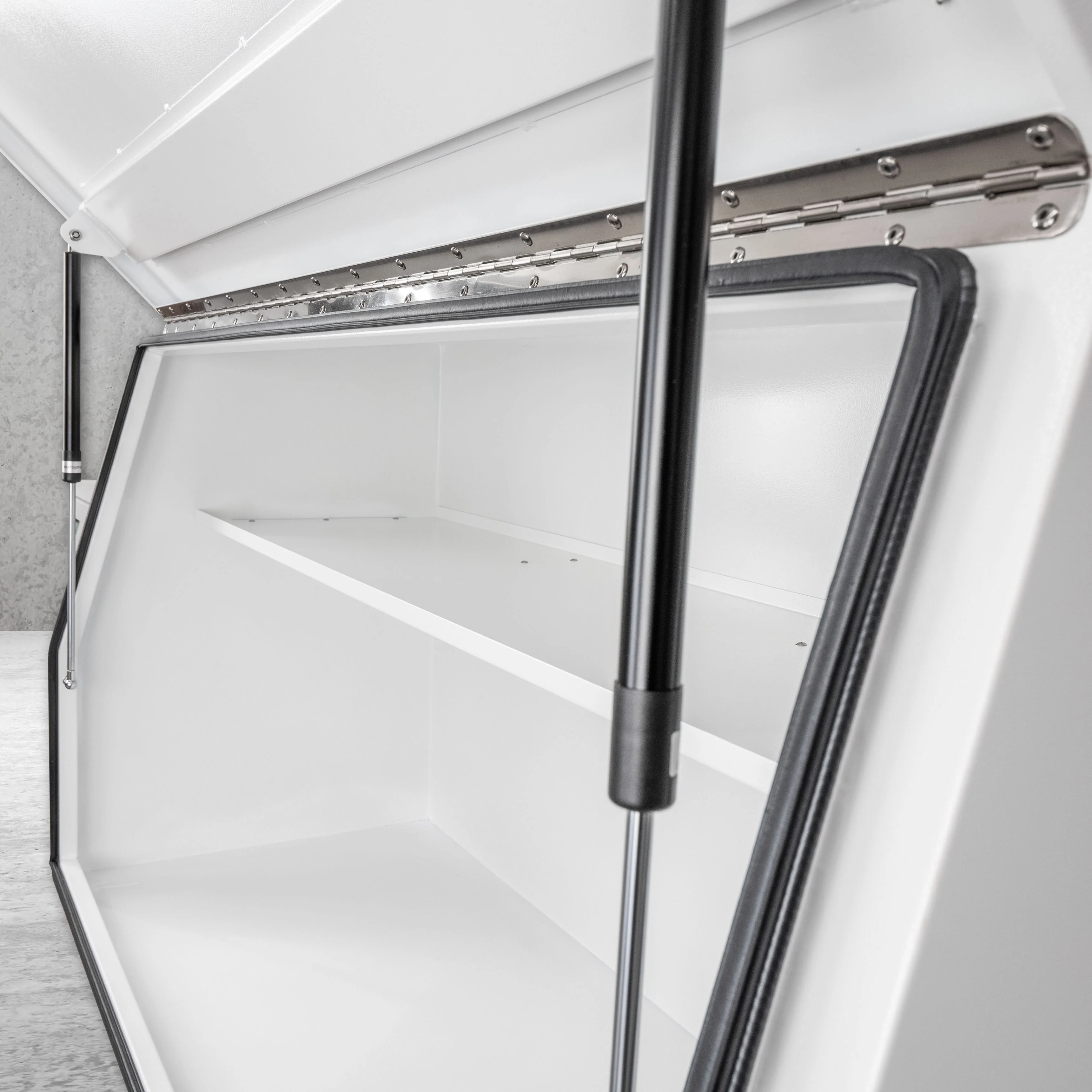 1500mm Steel Empty Toolbox - White - Image 11