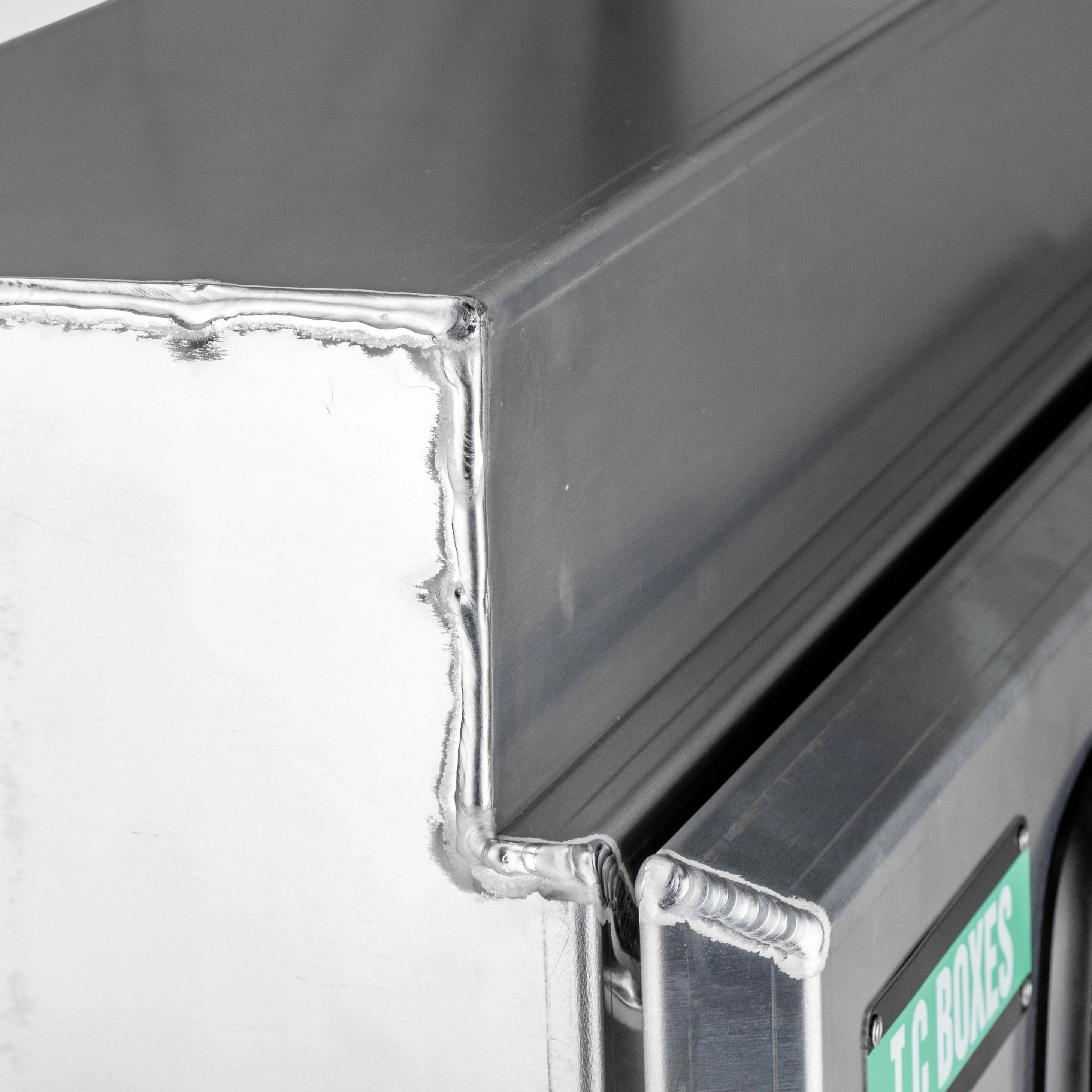 600mm Square Under Tray Toolbox (Pair) - Alloy - Image 3