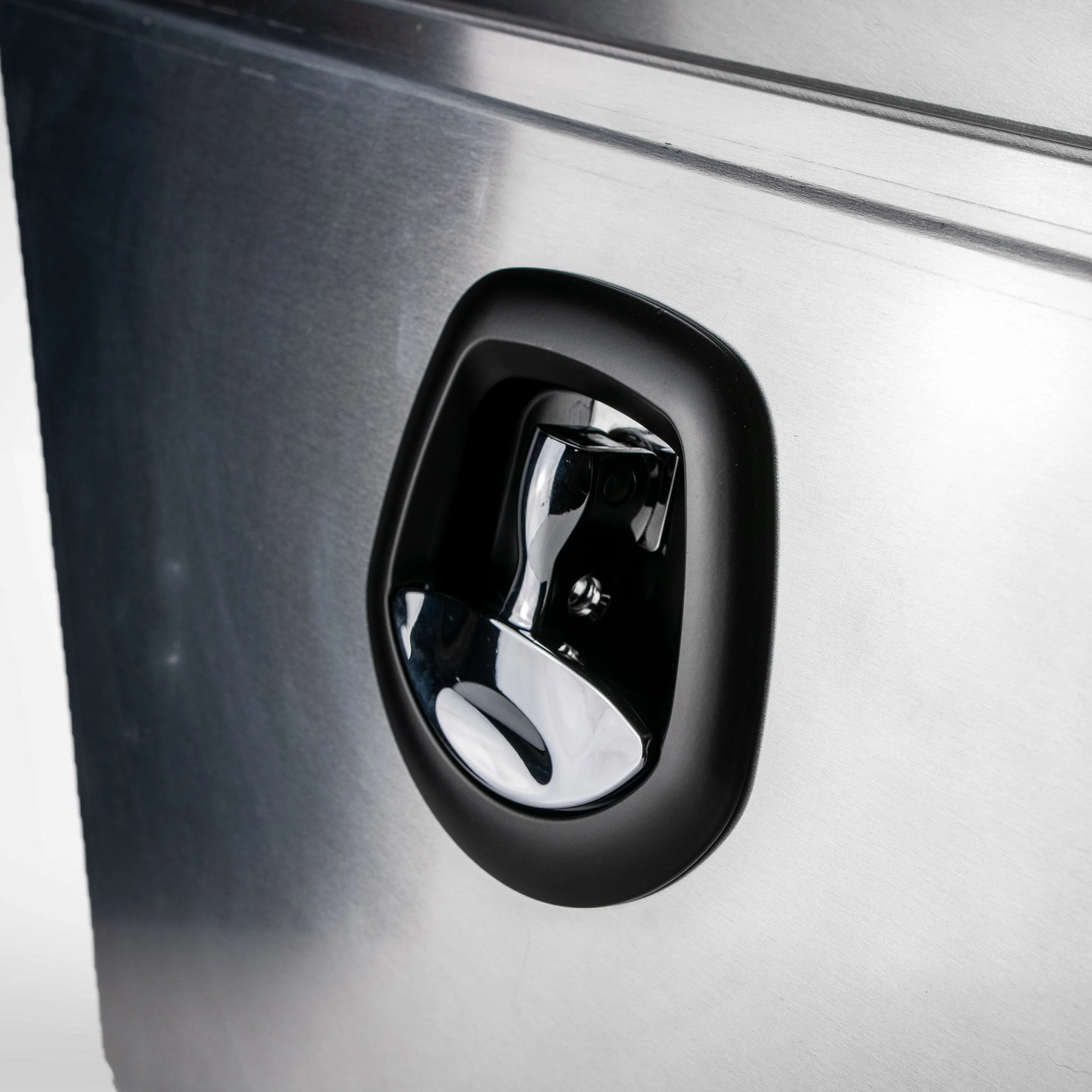 750mm Tapered Under Tray Toolbox (Pair) - Alloy - Image 3