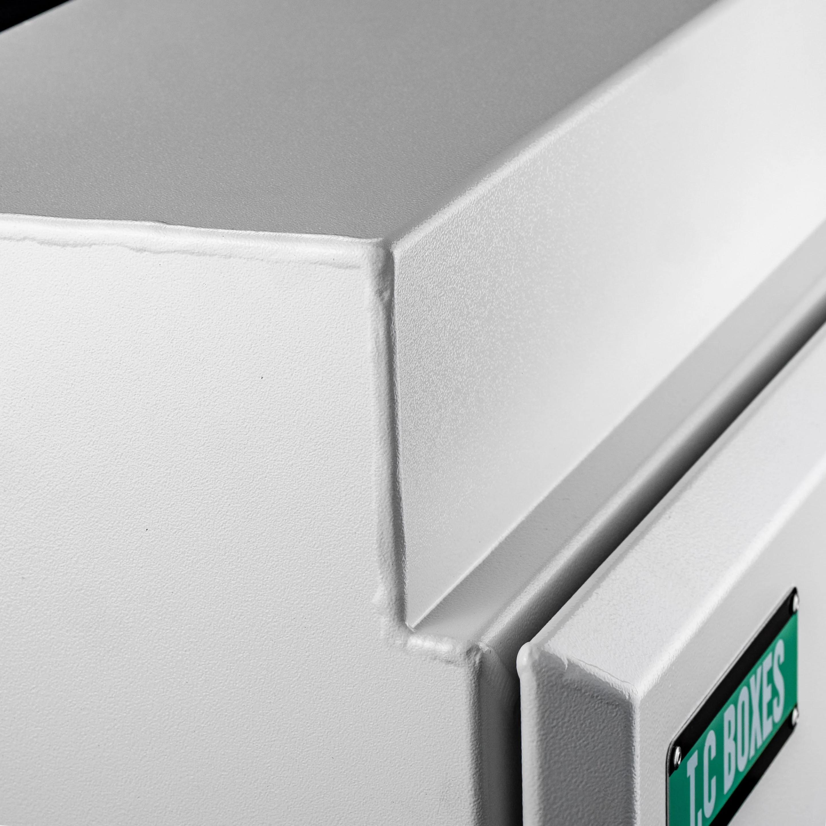 750mm Tapered Under Tray Toolbox (Pair) - White - Image 6